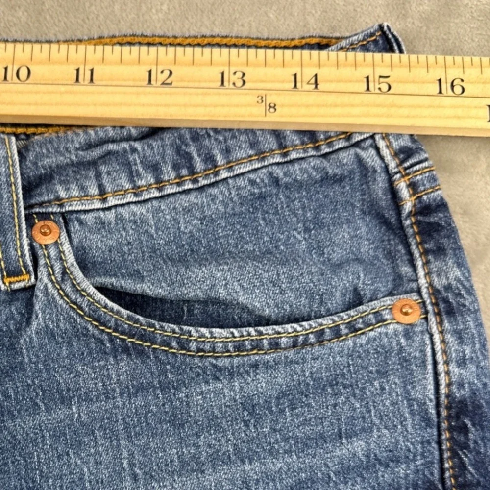 Levis 511 Slim Fit Jeans Mens 31x34 Medium Wash Blue Denim Zip Fly Classic